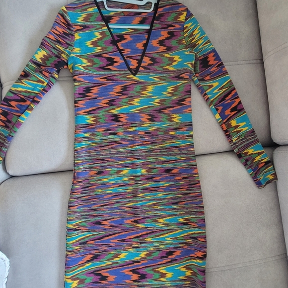 Dress - Picture 3 of 5